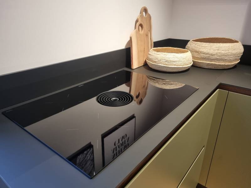 Cuisine avec ilot moderne et atypique à Nîmes dans le Gard