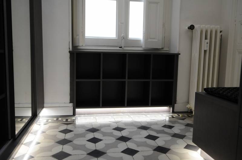 Dressing éclairé avec bande led sur mesure à Uzès proche de Nîmes