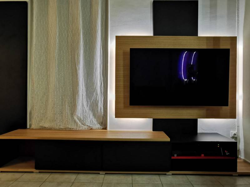 Meuble TV design sur mesure à Saint Maximin proche d'Uzes
