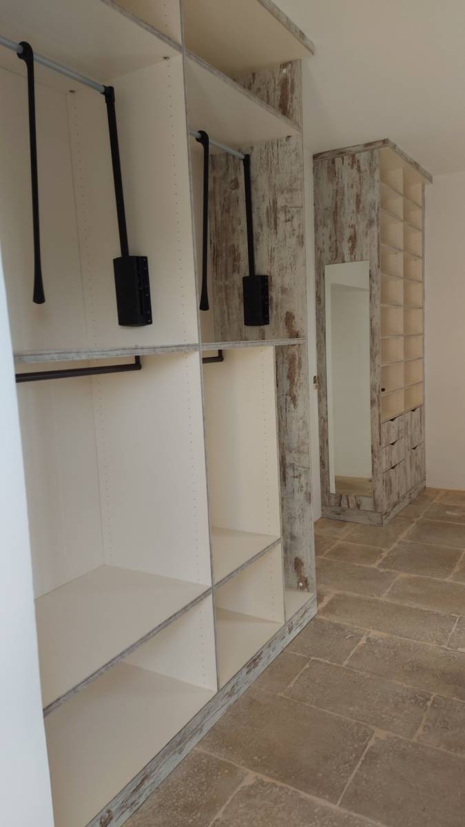 Un grand dressing sur mesure à Bagnols sur Cèze dans le Gard