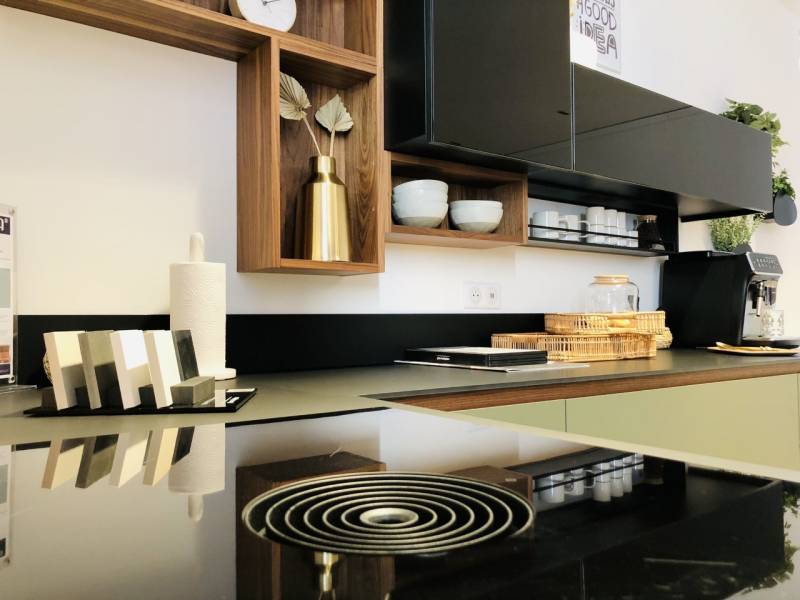 Plaque de cuisson BORA avec hotte integrée à Nîmes dans le Gard